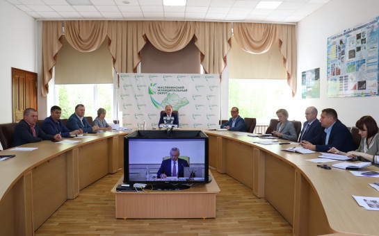 В администрации округа